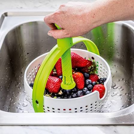 Spin Master 2-in-1 Salad Spinner & Colander