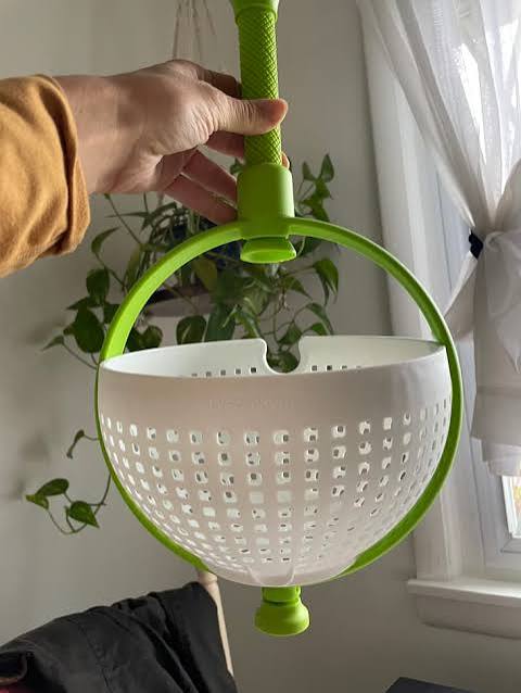 Spin Master 2-in-1 Salad Spinner & Colander